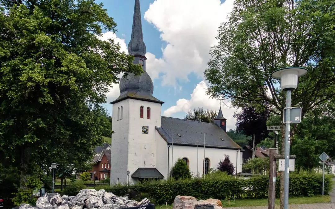 Stern­stunden Gottes­dienst Neuenkle­us­heim am 05.08.2021 unter dem Motto ERDE-WASSSER-LUFT-FEUER