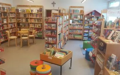 Neues aus Kirchen­laden und Bücherei im Gemeindezentrum