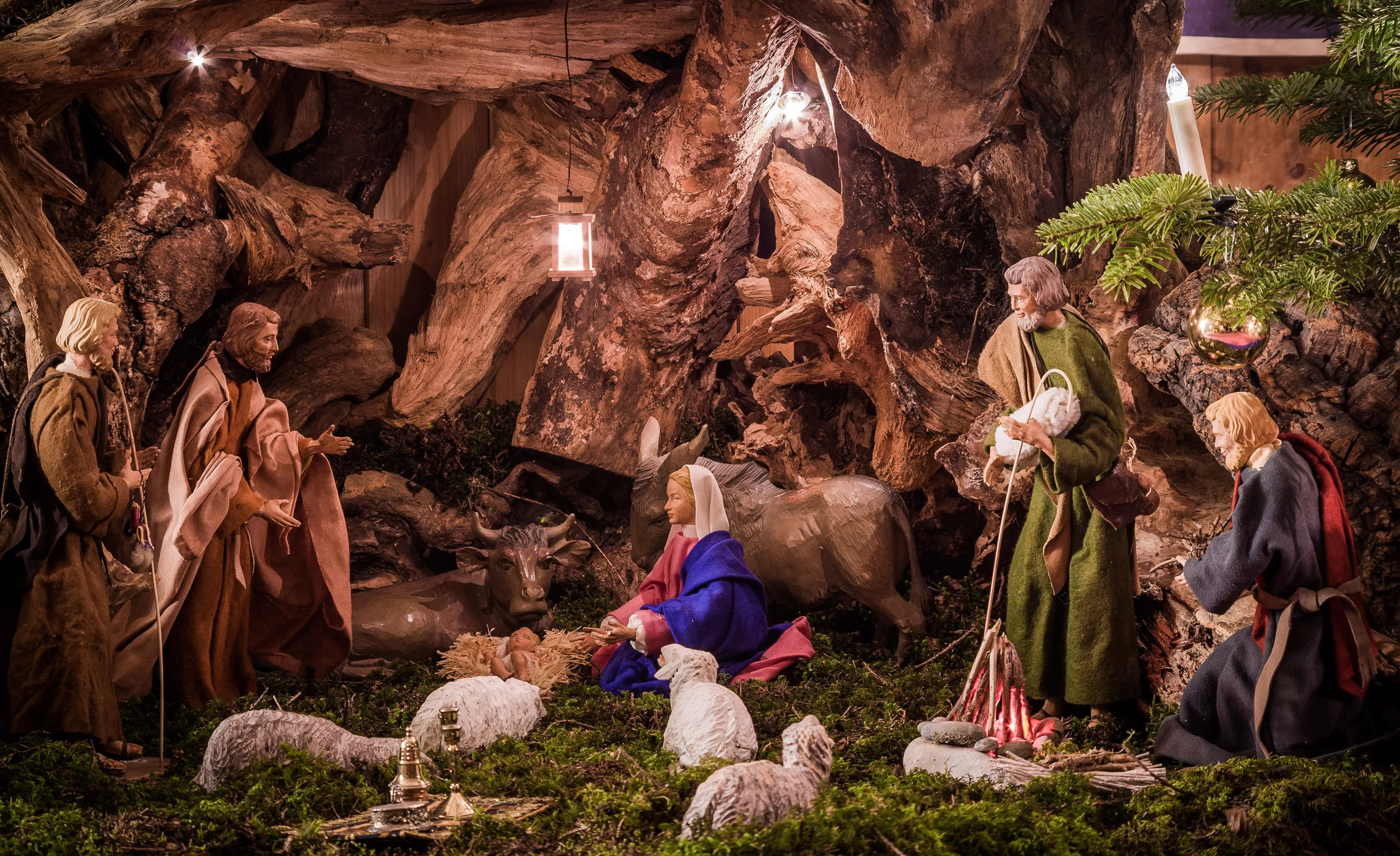 Symbolbild Weihnachtkrippe by_wenzlerdesign_cc0-gemeinfrei_pixabay_pfarrbriefservice