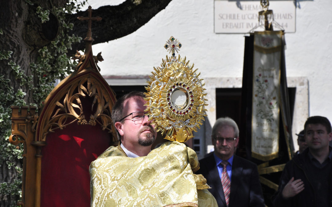 Fron­leich­namstag in der Olper Innenstadt