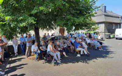 Sonn­tags­got­tes­dienst am 16.06.2024 auf dem Kirch­platz St. Martinus