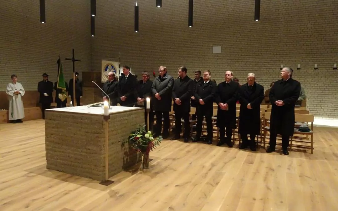 Messe zum Volks­trau­ertag in Heilig Geist