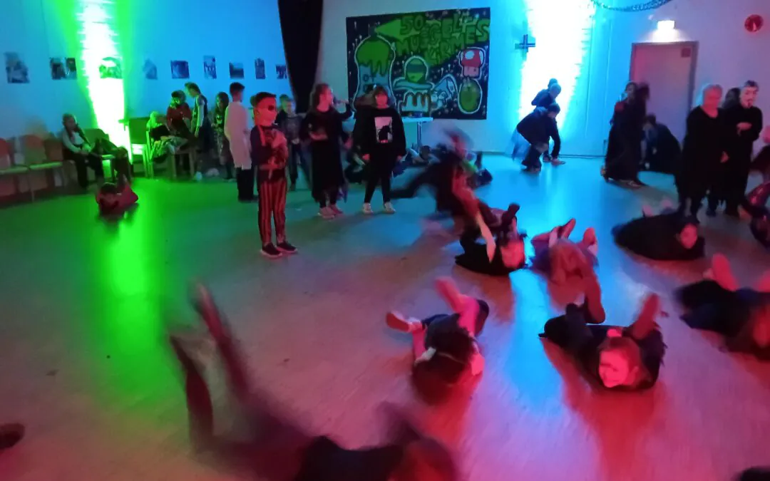 OT Olpe feierte mit 80 Kindern eine Halloweenparty