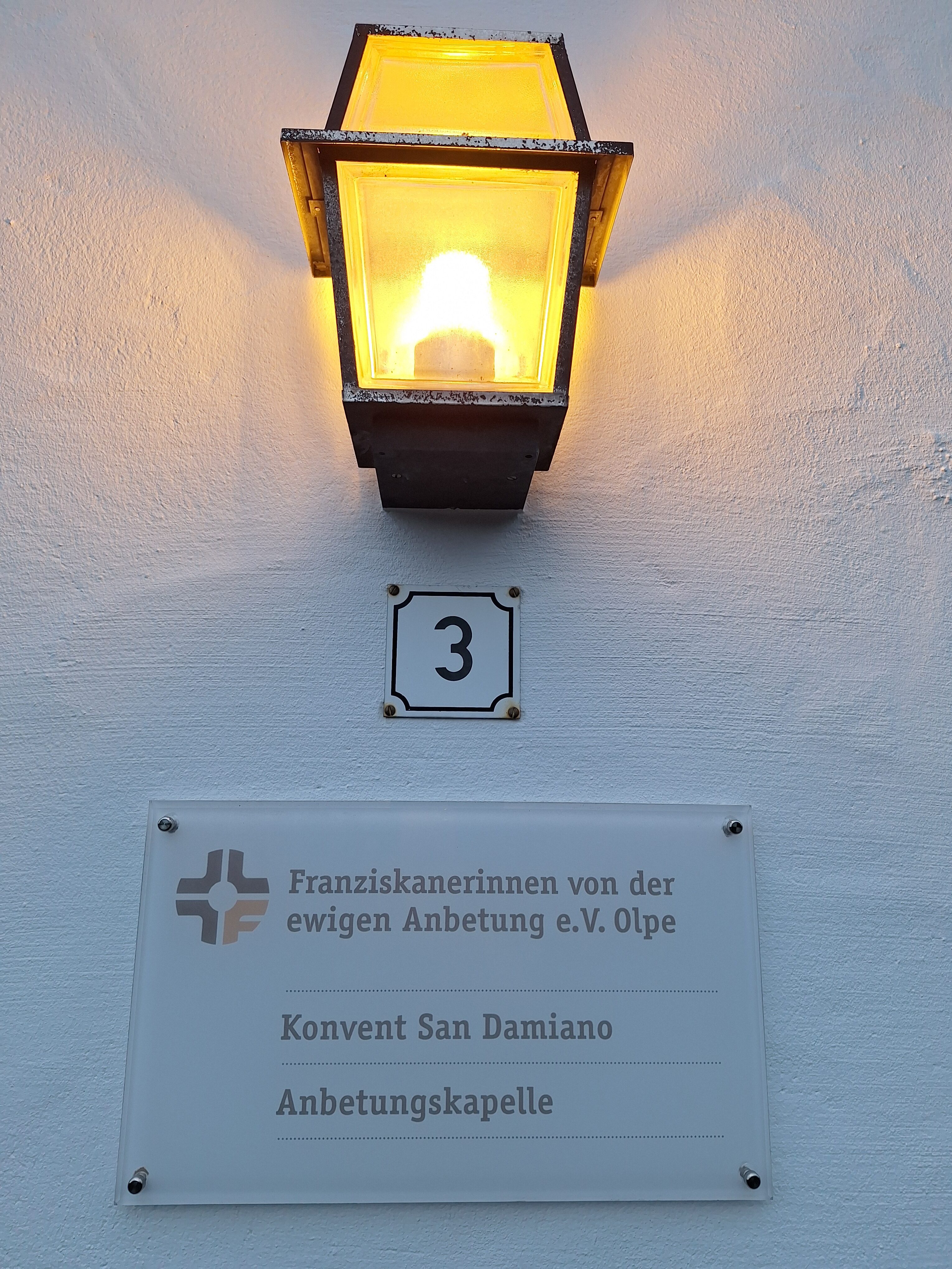 Neustart der Anbe­tungs­stunden in&nbsp;Olpe